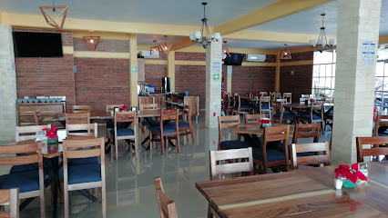 Casa Fiorentino Restaurante - Av, Adolfo Lopez Mateos Sección segunda S/N, Loma Larga, 70900 San Pedro Pochutla, Oax., Mexico