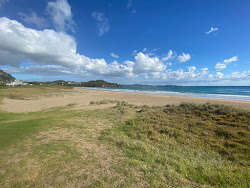 Woolleys Bay Beach'in fotoğrafı doğal alan içinde bulunmaktadır