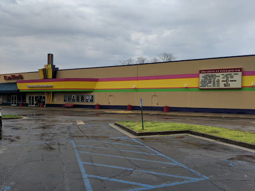 Movie Theater «Theatres of Georgetown», reviews and photos, 401 Outlet Center Dr #175, Georgetown, KY 40324, USA