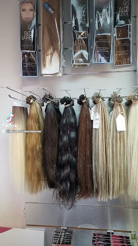 Beoordelingen van hair extensions Brugge ( Miss Malaika hair & nailssalon) in Brugge - Kapper