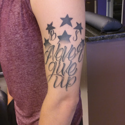 Tattoo Shop «Oasis Tattoo Company», reviews and photos, 445 Woodman Dr, Dayton, OH 45431, USA