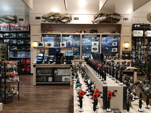 Outdoor Sports Store «Field & Stream», reviews and photos, 2075 Interchange Rd, Erie, PA 16509, USA