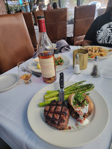 Shopping Mall «Salem Center», reviews and photos, 401 Center St NE, Salem, OR 97301, USA