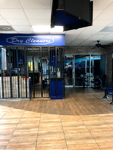 Laundry «24 Hour Laundry», reviews and photos, 7133 Chimney Rock Rd, Houston, TX 77081, USA