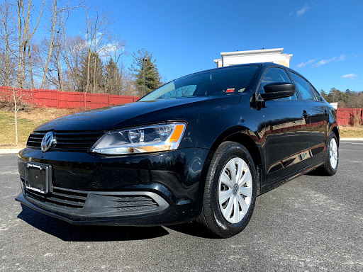 Used Car Dealer «Auto Warehouse», reviews and photos, 218 Main St, Poughkeepsie, NY 12601, USA