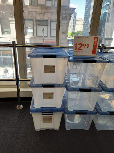 Office Supply Store «Staples», reviews and photos, 1500 Chestnut St, Philadelphia, PA 19102, USA