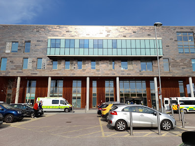 New Queen Elizabeth II Hospital Howlands, Welwyn Garden City AL7 4HQ, United Kingdom