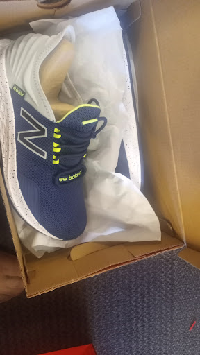 Shoe Store «DSW Designer Shoe Warehouse», reviews and photos, 6065 NW Loop 410, San Antonio, TX 78238, USA