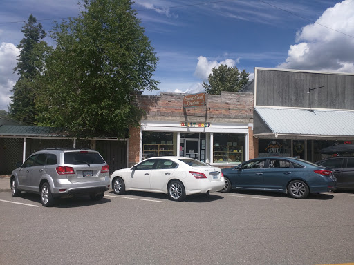 Country Hardware Store in Ione, Washington