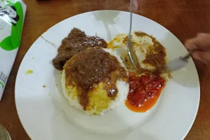RM Makan Padang Istanaraso image