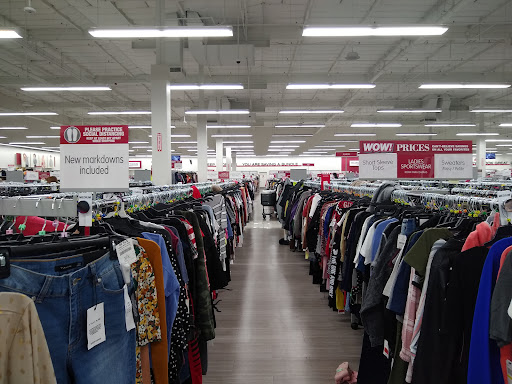 Clothing Store «Burlington Coat Factory», reviews and photos, 17500 Southcenter Pkwy, Tukwila, WA 98188, USA