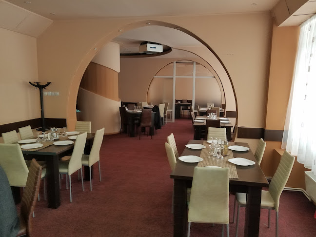 PHOENIX Restaurant
