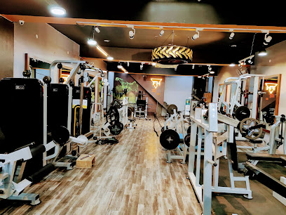 FITNESS HUNTER GYM - Jagdish Bros Sweets, CMC Chowk, Benjamin Rd, Ludhiana, Punjab 141008, India