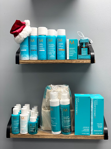 Beauty Salon «Elegant Edge Hair Salon and Day Spa», reviews and photos, 11 Phelps Way, Willington, CT 06279, USA