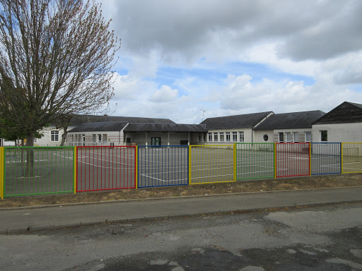 École Fernand Loriot à Tuffé-Val-de-la-Chéronne, Sarthe