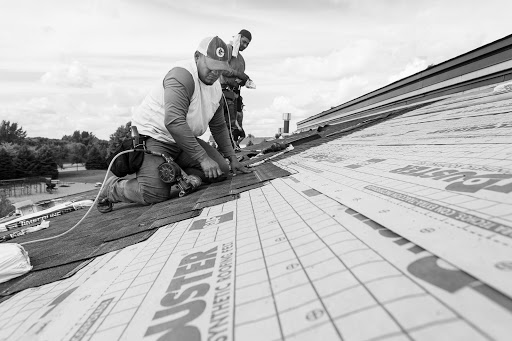 Roofing Contractor «Hoyt Exteriors, inc Roofing, Siding, Decks and Windows», reviews and photos, 15112 Galaxie Ave, Apple Valley, MN 55124, USA