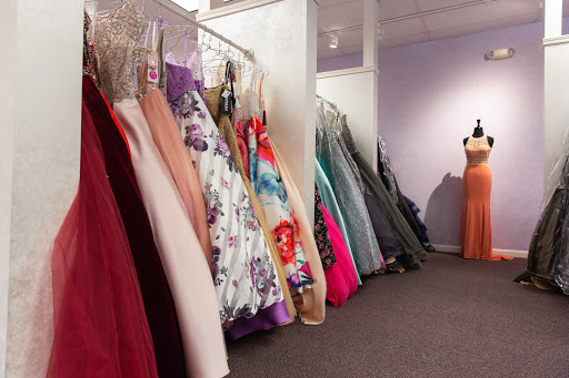 Bridal Shop «Lavender Bridal Salon», reviews and photos, 218 W 3rd St, Dover, OH 44622, USA