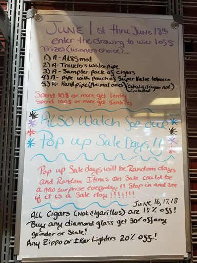 Tobacco Shop «The Smokers Edge Smoke and Vape Shop», reviews and photos, 19756 N John Wayne Pkwy #114, Maricopa, AZ 85138, USA