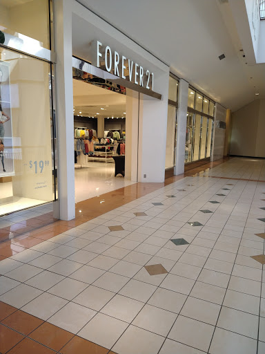 Department Store «Nordstrom Rack Willow Grove Park», reviews and photos, 2500 W Moreland Rd, Willow Grove, PA 19090, USA