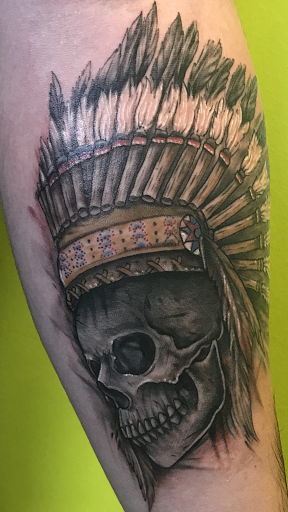 Explore vet tech tattoo ideas, creative tattoo ideas in Saint Petersburg, available at Buku Tattoo Studio