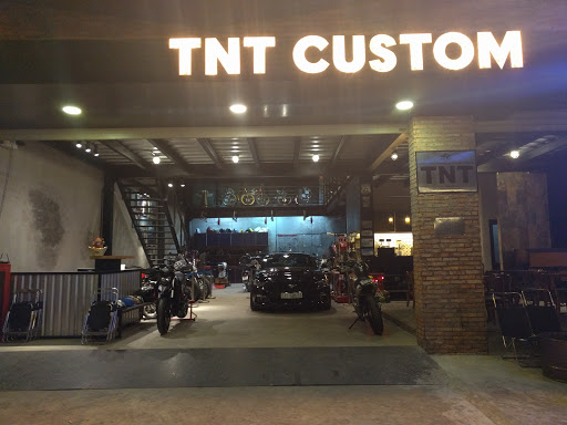 TNT Custom