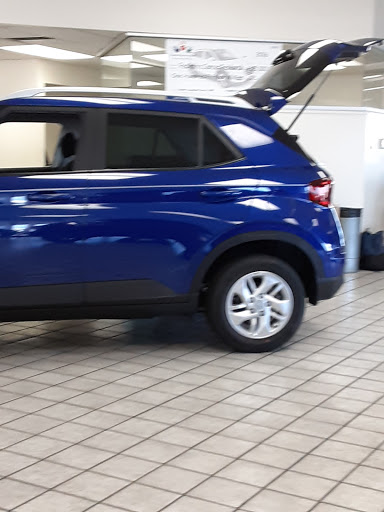 Hyundai Dealer «Jim Click Hyundai Auto Mall Tucson», reviews and photos, 700 W Auto Mall Dr, Tucson, AZ 85705, USA