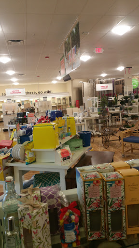 Department Store «Marshalls & HomeGoods», reviews and photos, 731 Centerview Blvd, Kissimmee, FL 34741, USA