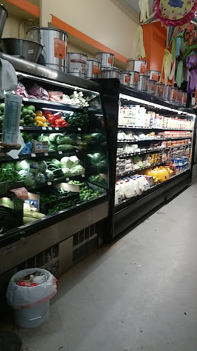 Supermarket «Castillo Supermarkets», reviews and photos, 10426 16th Ave SW, Seattle, WA 98146, USA