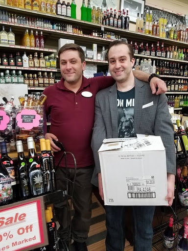 Liquor Store «Wheatley Hills Discount Liquor», reviews and photos, 193 Post Ave, Westbury, NY 11590, USA