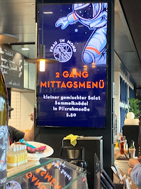 Frau im Mond - Dachterrasse à Munich carte