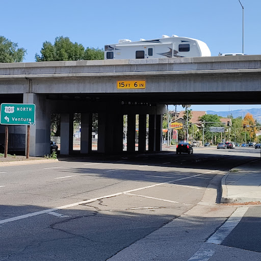 Shopping Mall «Gateway Plaza», reviews and photos, 21929 Ventura Blvd, Los Angeles, CA 91364, USA