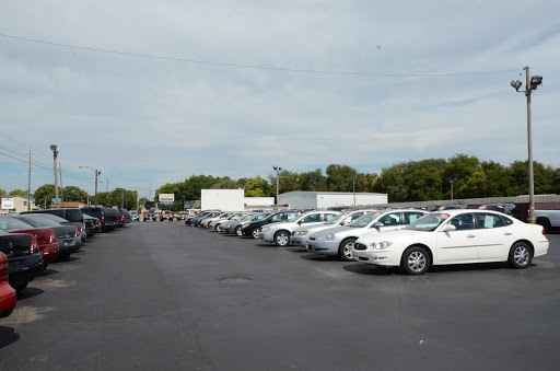 Used Car Dealer «Discover Auto Center», reviews and photos, 790 S Erie Blvd, Hamilton, OH 45011, USA