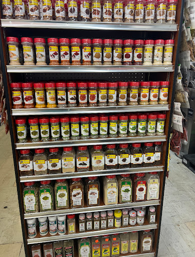 Grocery Store «Diaz Supermarket», reviews and photos, 590 Main St, Springfield, MA 01105, USA