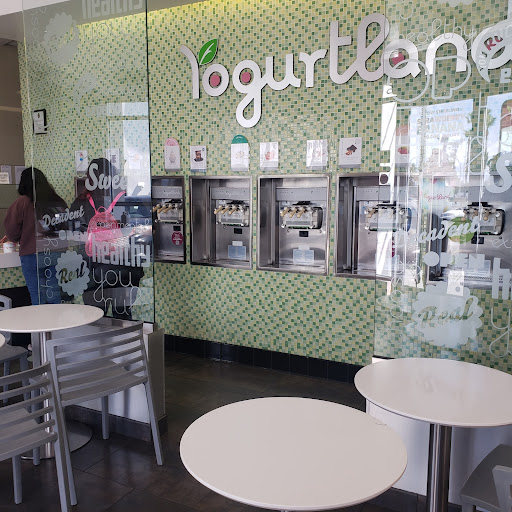 Frozen Yogurt Shop «Yogurtland Costa Mesa- Baker Street», reviews and photos, 1450 Baker St, Costa Mesa, CA 92626, USA
