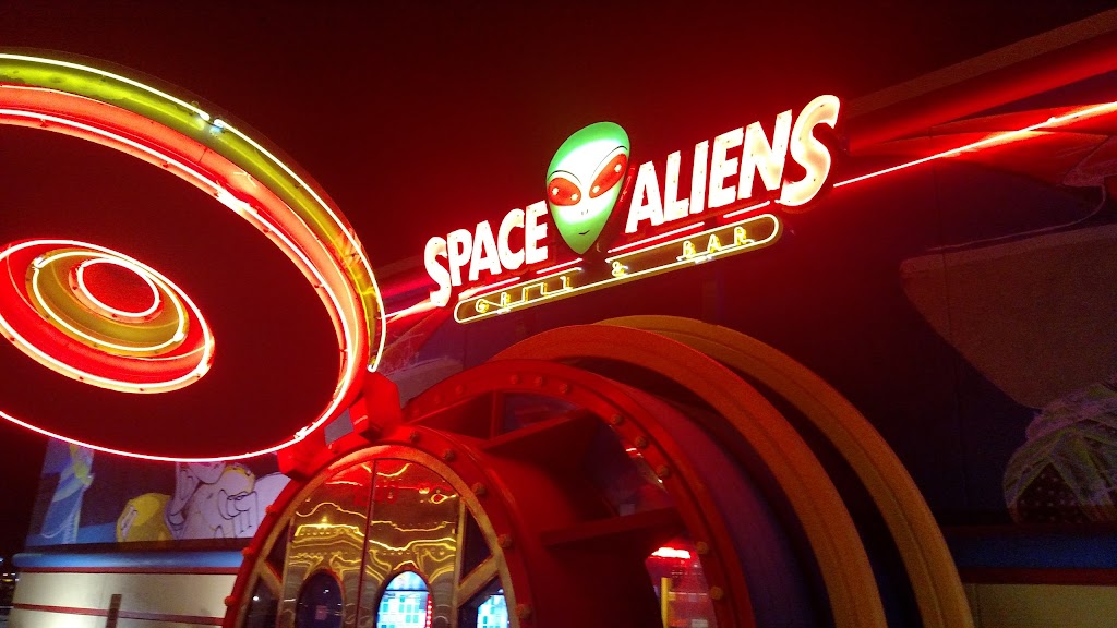 Space Aliens Grill & Bar 58103