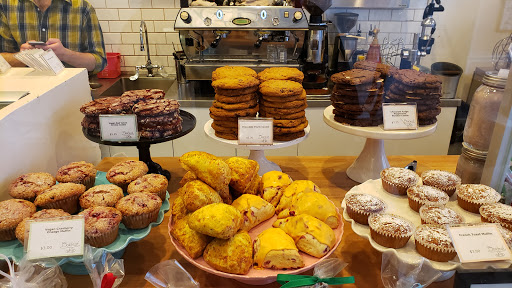 Bakery «Oakleaf Cakes Bake Shop», reviews and photos, 12 Westland Ave, Boston, MA 02115, USA