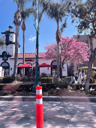 Ice Cream Shop «Cold Stone Creamery», reviews and photos, 1570 S Harbor Blvd, Anaheim, CA 92802, USA