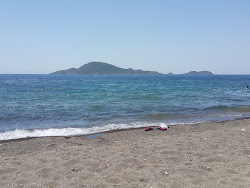Photo de Mavikum beach avec baie longue