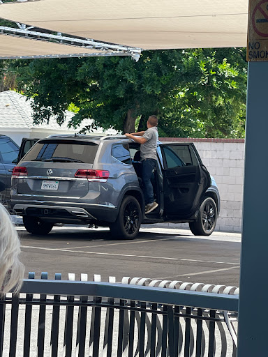Car Wash «Ventura Car Wash», reviews and photos, 13320 Ventura Blvd, Sherman Oaks, CA 91423, USA