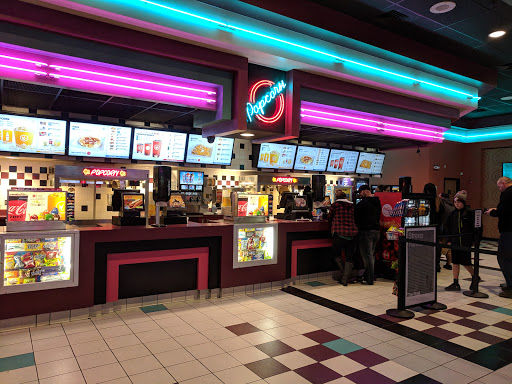 Movie Theater «Regal Cinemas Longston Place 14», reviews and photos, 13317 Meridian E, Puyallup, WA 98373, USA