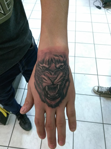 Tattoo Shop «Unlimited Tattoo», reviews and photos, 359 S Irwindale Ave, Azusa, CA 91702, USA