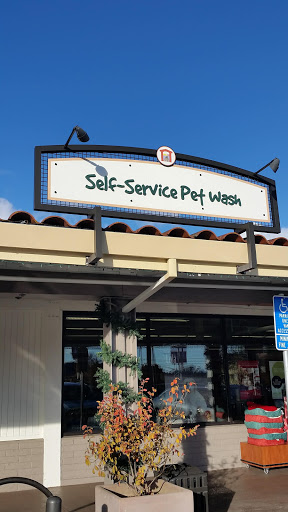 Pet Supply Store «Pet Food Express», reviews and photos, 500 W Napa St, Sonoma, CA 95476, USA