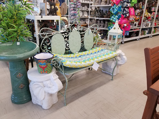 Home Goods Store «Tuesday Morning», reviews and photos, 2674 Bienville Blvd, Ocean Springs, MS 39564, USA