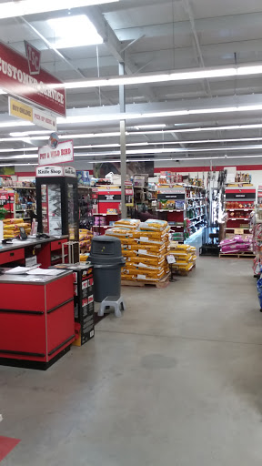 Home Improvement Store «Tractor Supply Co.», reviews and photos, 1001 Woodfin Ln, Clanton, AL 35045, USA