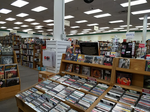 Book Store «Half Price Books», reviews and photos, 770 E Road to Six Flags St, Arlington, TX 76011, USA