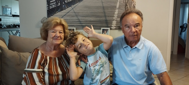 Αξιολογήσεις για το Famous Cafe Bar στην Τύρναβος - Καφετέρια