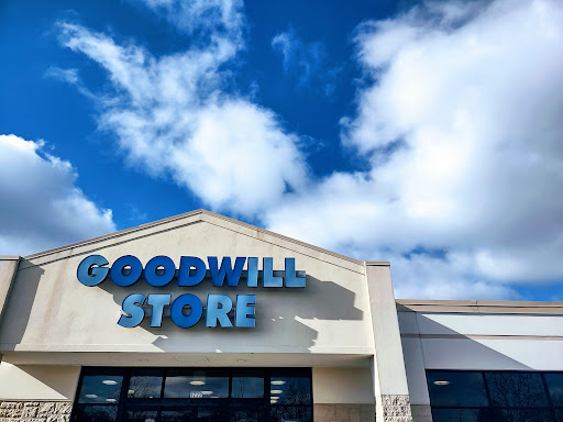 Non-Profit Organization «Goodwill Store», reviews and photos