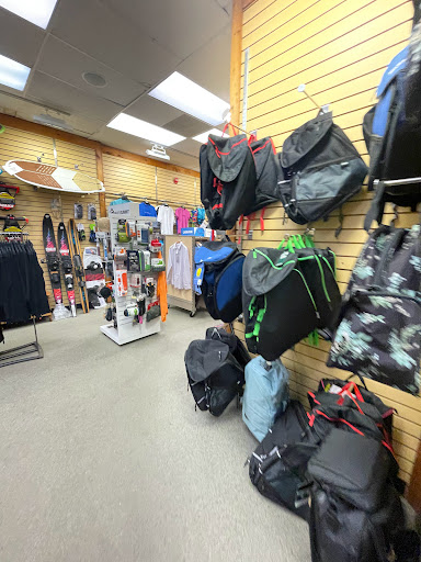 Sporting Goods Store «Peter Glenn Ski & Sports», reviews and photos, 2901 W Oakland Park Blvd, Fort Lauderdale, FL 33311, USA