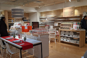 Crate & Barrel