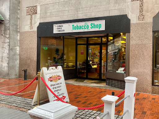 Tobacco Shop «Tobacco Shop LLC», reviews and photos, 89 Pratt St, Hartford, CT 06103, USA